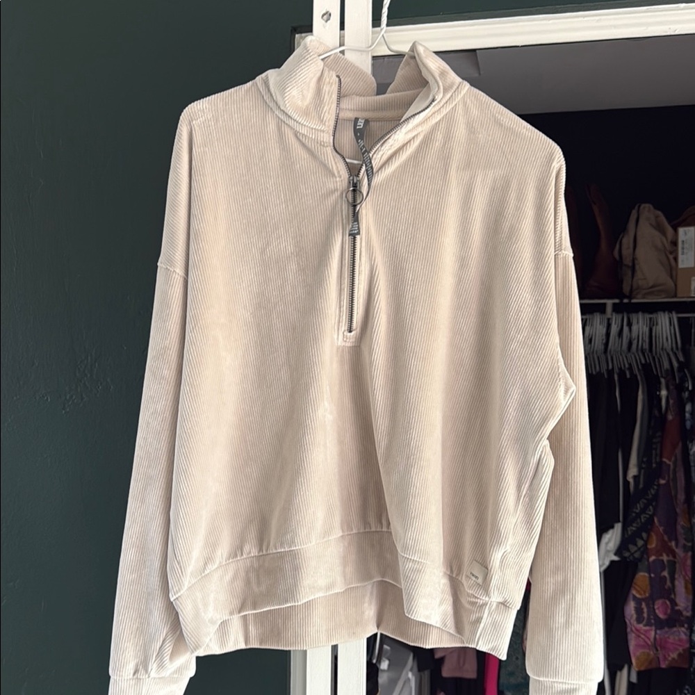 Vuori Sweatshirt